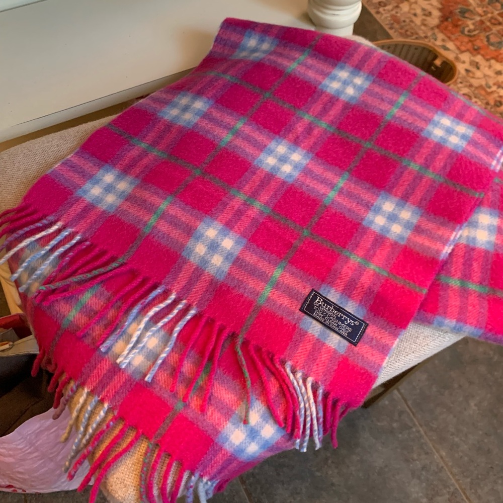 Burberry cashmere scarf